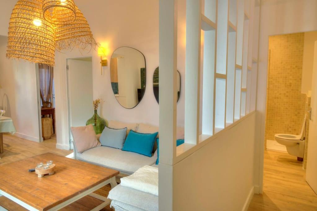 Design Flat On The Old Port-marseille Apartment Marseilles